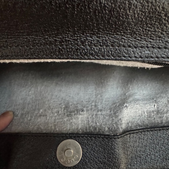 💯Auth. Gucci leather Handbag - Picture 9 of 17